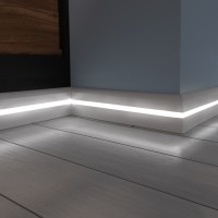 Плинтус с подсветкой PN 050 LED